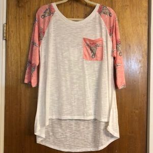 Umgee Floral Skull Hi Lo Burnout Top